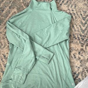 Women's Light Workout Top